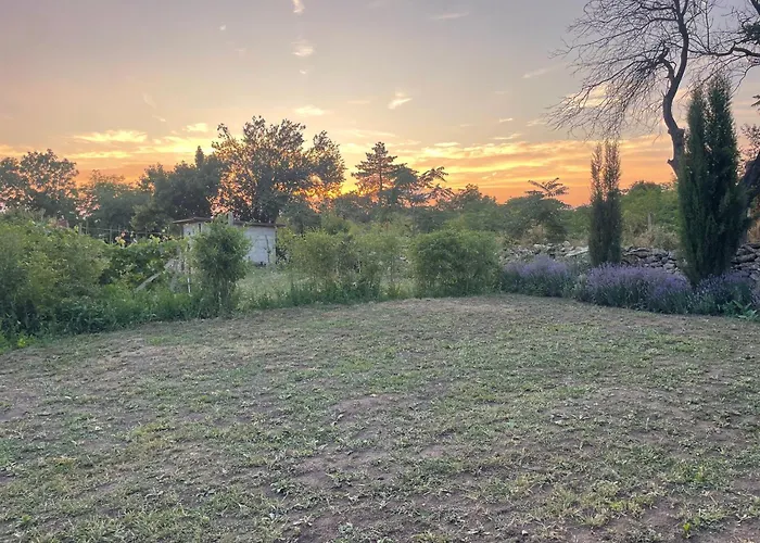 Les Terrasses Вилла Ezerets